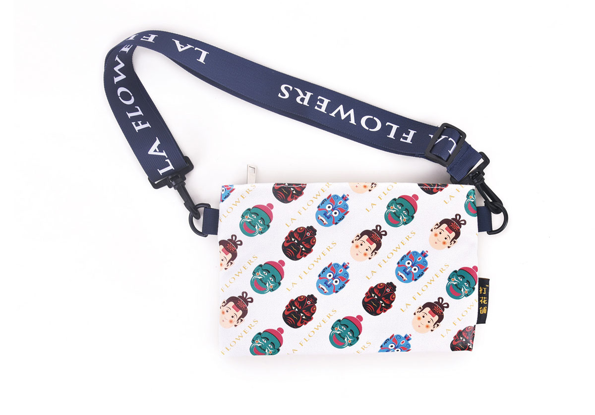 傩戏斜挎包_品牌策划整合_品牌创意设计公司