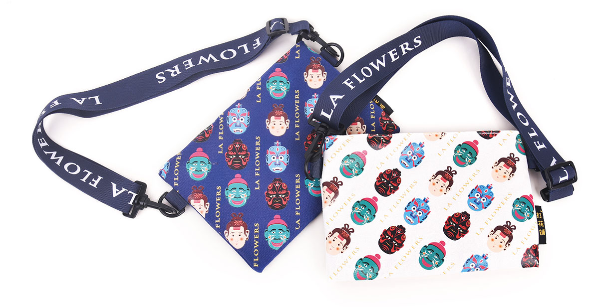 傩戏斜挎包_品牌策划整合_品牌创意设计公司